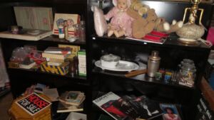 collectibles-be