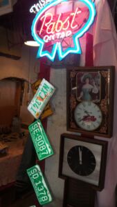 old-plates-be