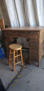 Watchmaker's_bench