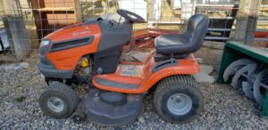 Riding_mower_5_2021