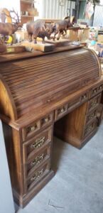 desk_8_21