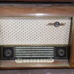 antique_radio_2_2022