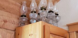 Antique_oil_lamps_3_7_22