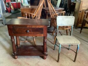 School_chair_0623