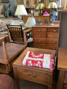 Dressers_2023