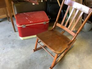 Rocking_chair_2023