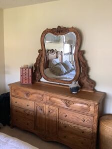 Oak_dresser_23