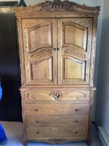 Oak_armoire_23