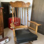 Rocking_chair_2023
