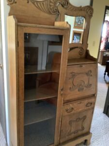 Antique_china_hutch_23
