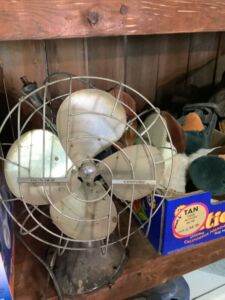 Vintage_fan_3_25