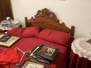 Antique_bed_3_25