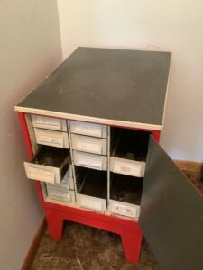 Heavy_metal_cabinet_3_25
