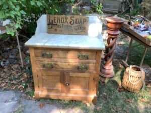 Marble_top_washstand_9_24