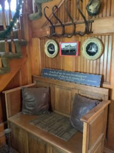Hall_bench_9_24