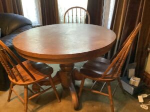 Oak_round_table_9_24