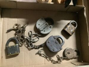 Antique_locks_24