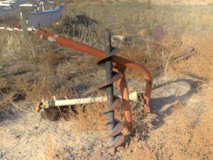 Posthole_dgger_11_24