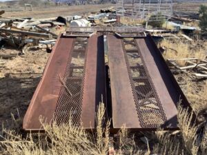 Snowmobile_trailer_4_25