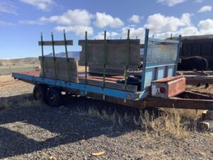 Trailer_with_sides_4_25