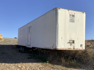 White_vantrailer_4_25