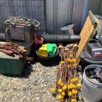 Electric_fence-posts_6_25