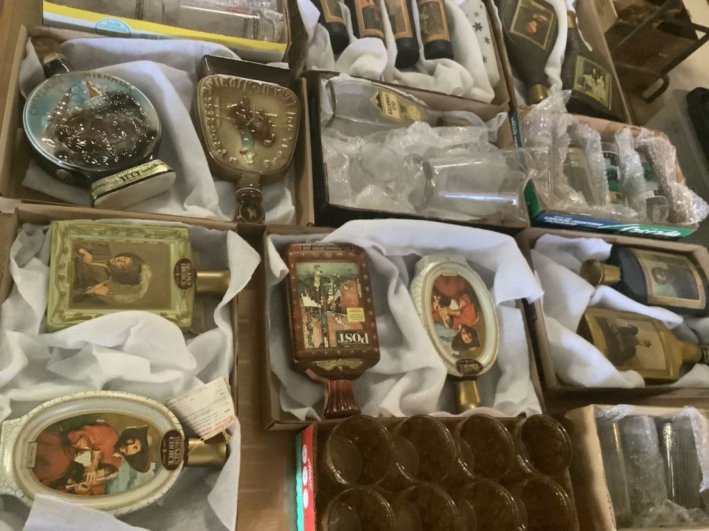 Whiskey_decanters_4_26