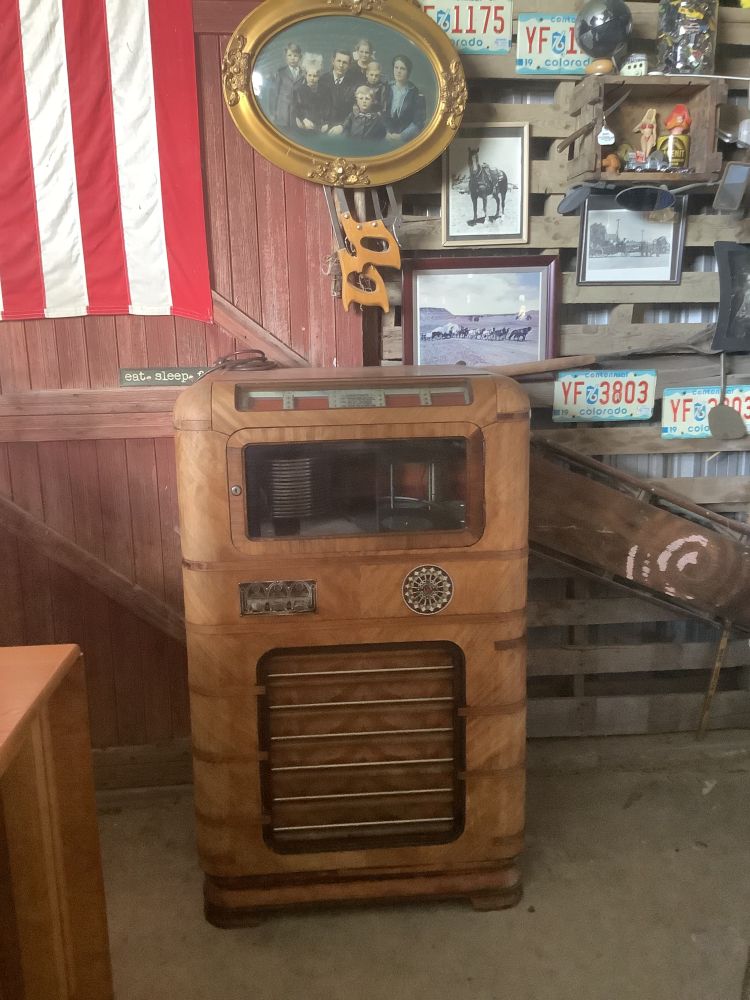 Vintage_jukebox4_26