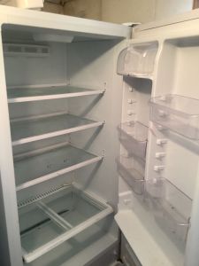 Upright_freezer_9_26