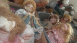 dolls-dolls-8-16-18