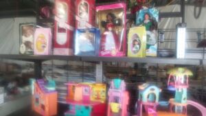 toys-collectible-dolls-8-16-18