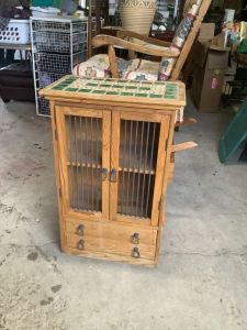 Liquor_cabinet_12_25