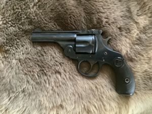 32_caliber_pistol