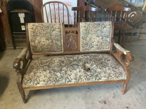 1800’s_settee_26