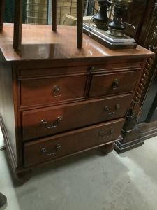 Bedside_table_2_26