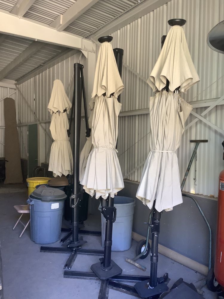 Patio_umbrellas_5_26
