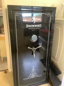 Browning_gun_safe_5_26