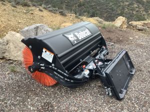 Bobcat_sweeper_5_26