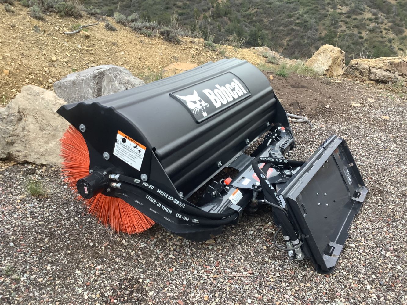 Bobcat_sweeper_5_26