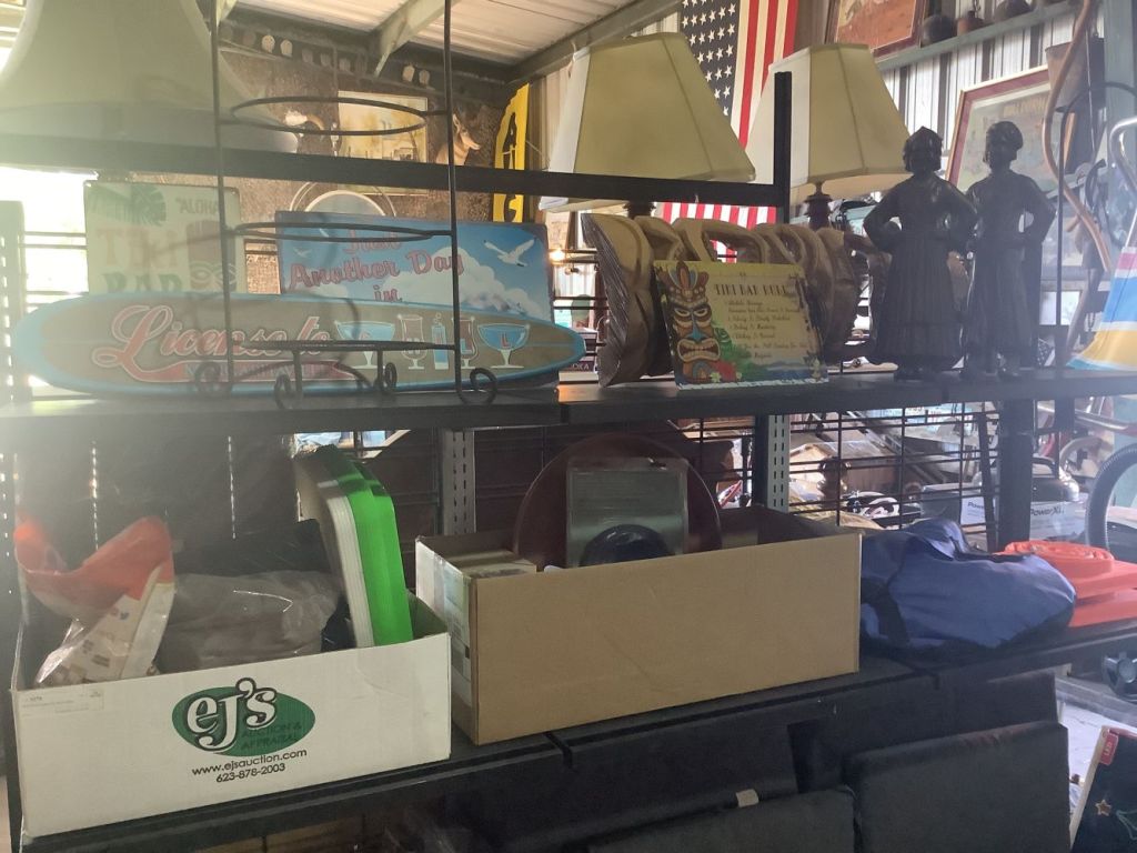 Tiki_bar_6_26