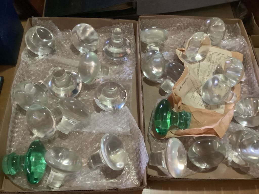 Glass_doorknobs_6_26