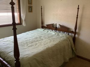 Ed & Marla Reese Estate Moving Auction auction photo